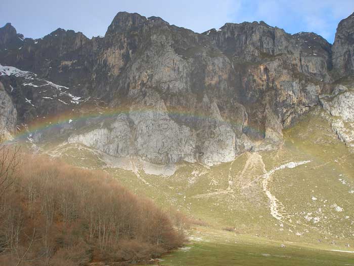 Arcoiris en Fuente Dé