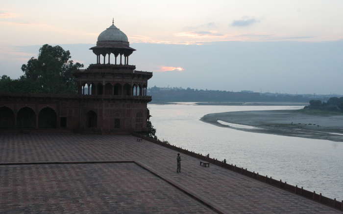 Río Yamuna desde el Taj Mahal