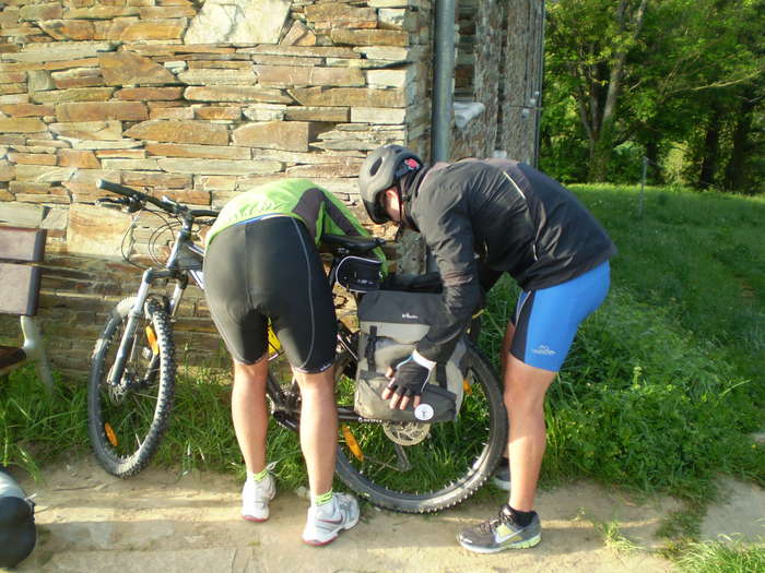 Poniendo las monturas a nuestros caballos